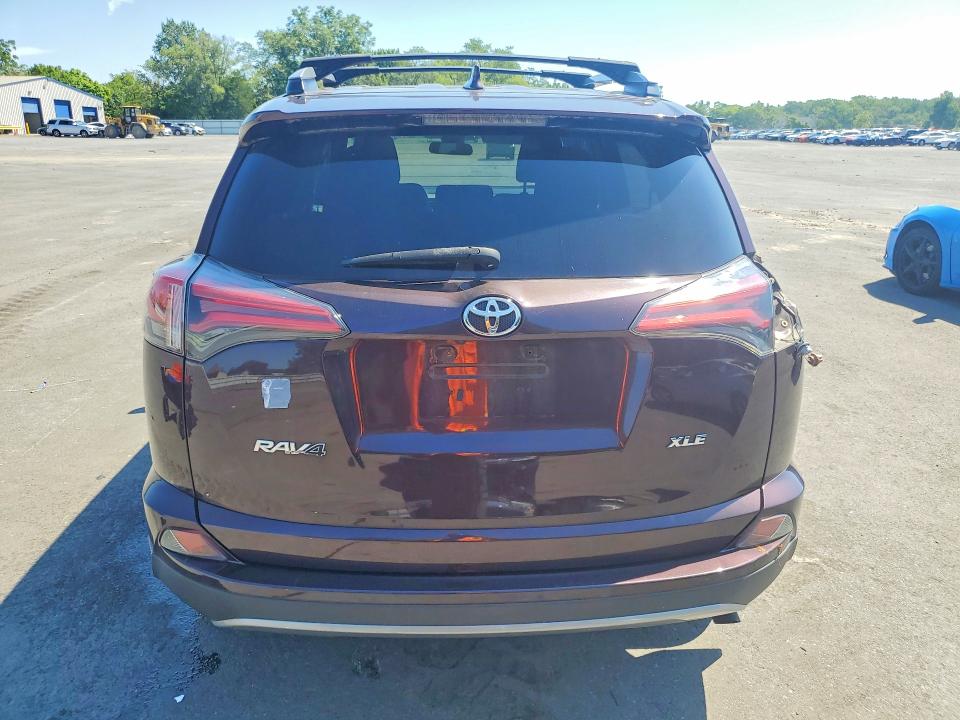 Aukcja sprzedaży 2017 Toyota Rav4, vin: 2T3WFREV7HW350122, numer aukcji: 64080976