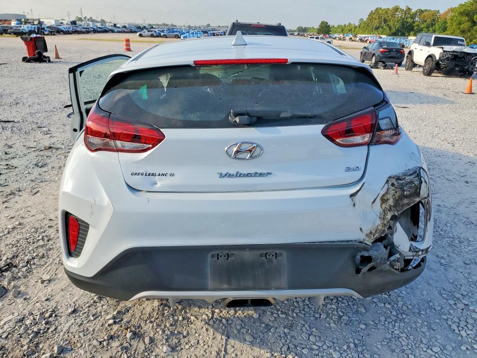 Продажа на аукционе авто 2021 Hyundai Veloster, vin: KMHTG6AF4MU032832, номер лота: 66089316