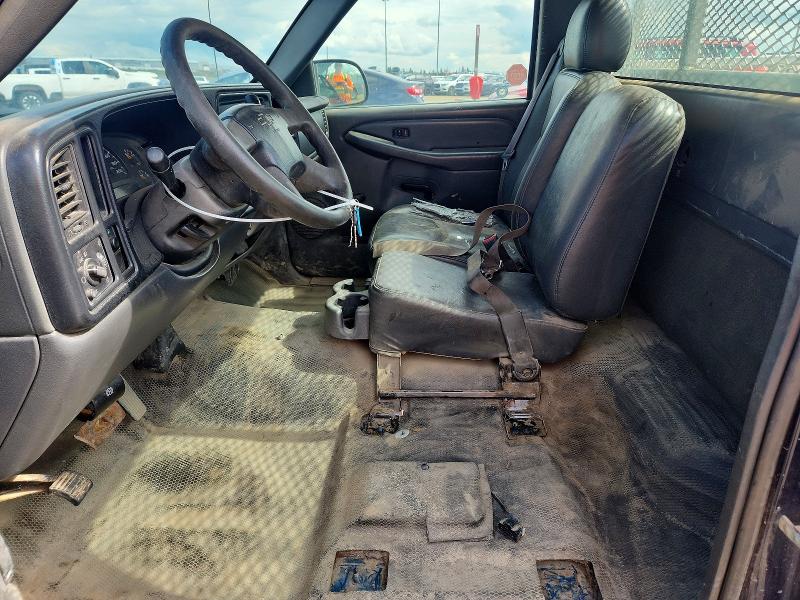 Продажа на аукционе авто 2005 Chevrolet Silverado, vin: 1GCEC14XX5Z152848, номер лота: 61410636
