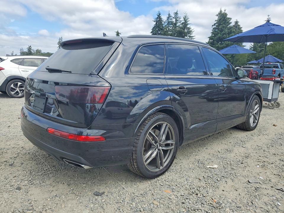 Продаж на аукціоні авто 2017 Audi Q7, vin: WA1VAAF78HD020654, номер лоту: 64288886