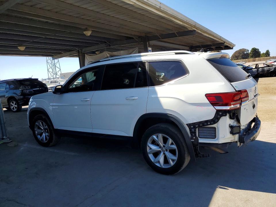 2018 Volkswagen Atlas მანქანა იყიდება აუქციონზე, vin: 1V2KR2CA6JC565009, აუქციონის ნომერი: 63776006