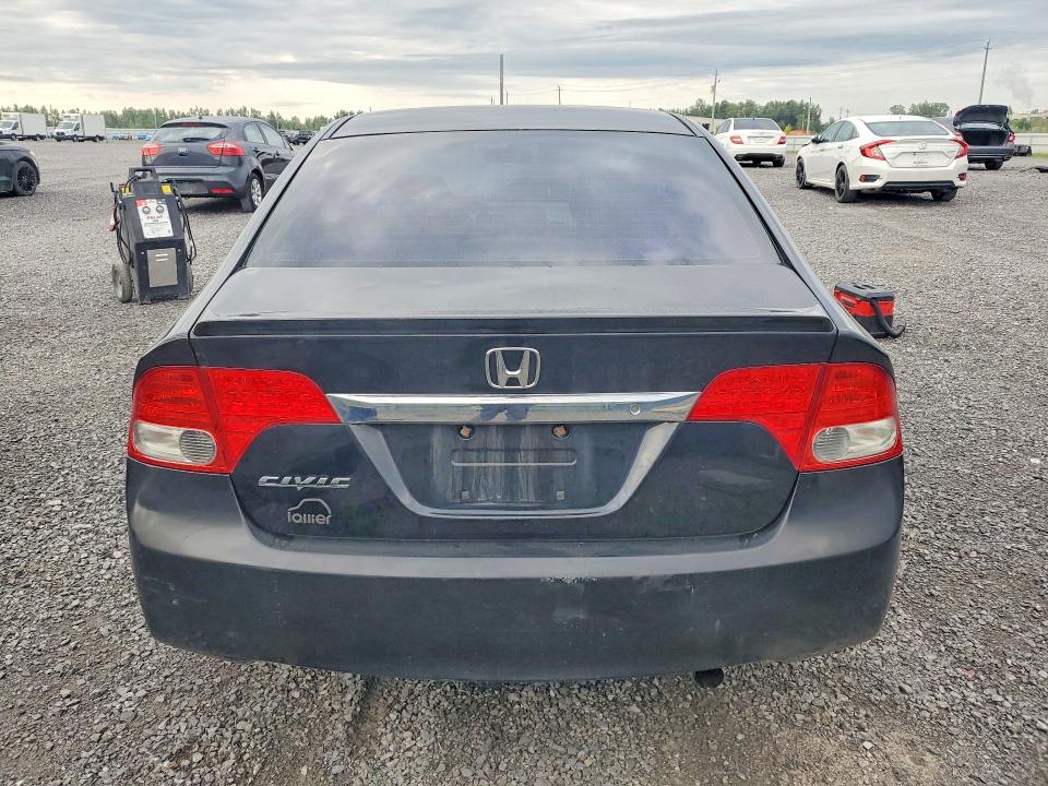 62446756 :رقم المزاد ، 2HGFA1F42BH100656 vin ، 2011 Honda Civic مزاد بيع