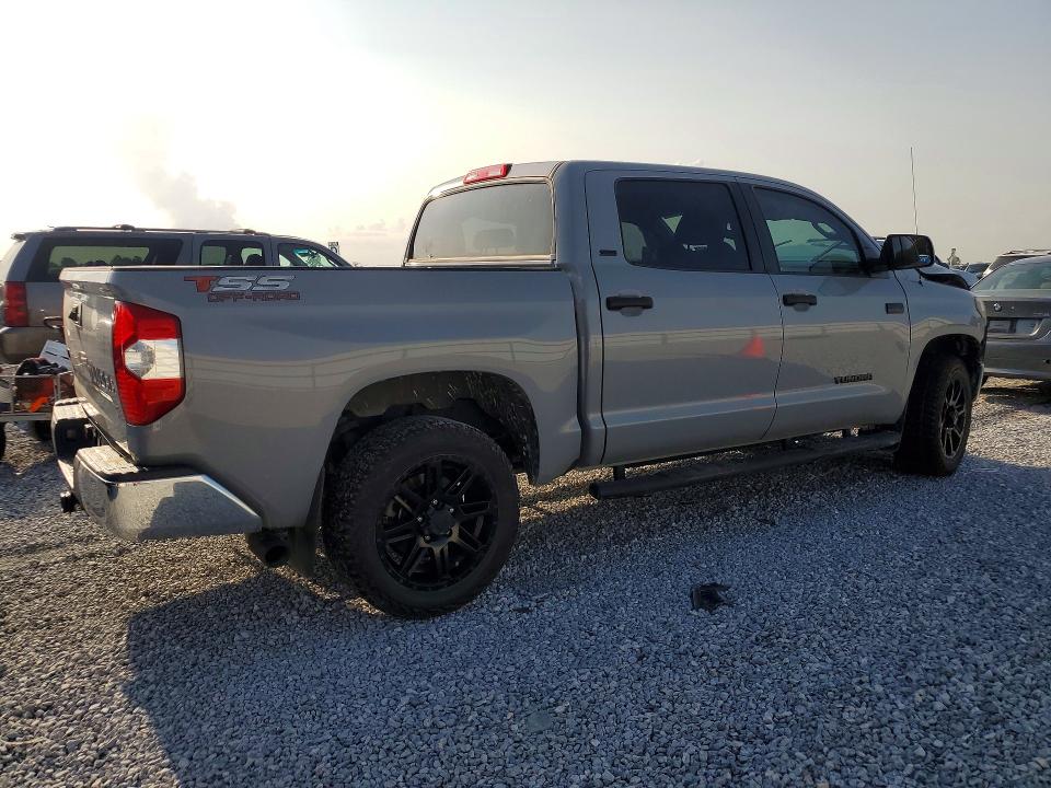 Продаж на аукціоні авто 2019 Toyota Tundra, vin: 5TFDW5F17KX849758, номер лоту: 63555466