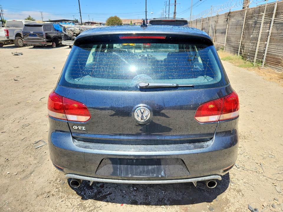 2011 Volkswagen Gti მანქანა იყიდება აუქციონზე, vin: WVWHD7AJ2BW282892, აუქციონის ნომერი: 65150616