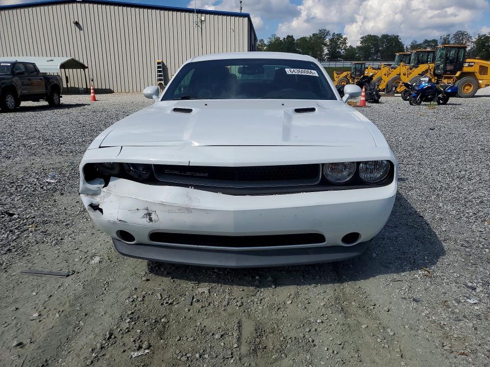 2013 Dodge Challenger მანქანა იყიდება აუქციონზე, vin: 2C3CDYAG9DH647594, აუქციონის ნომერი: 64360066