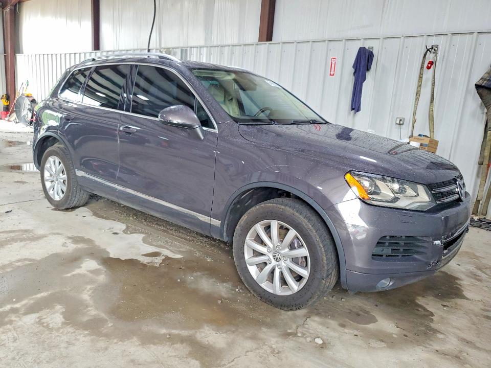 64065226 :رقم المزاد ، WVGFF9BP6CD000651 vin ، 2012 Volkswagen Touareg مزاد بيع