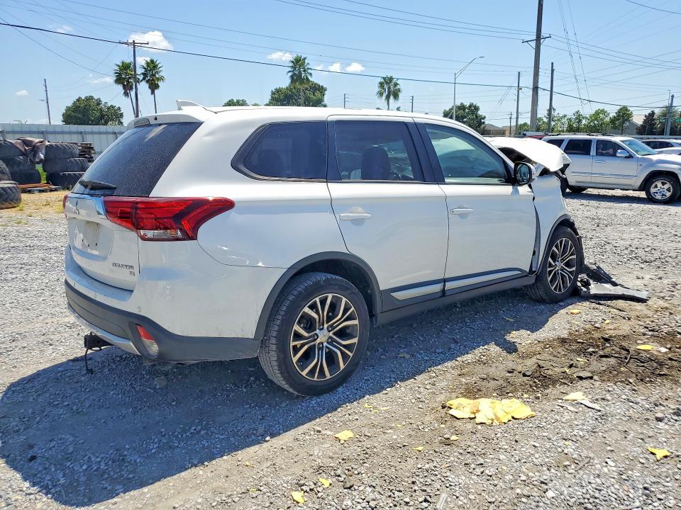 2017 Mitsubishi Outlander მანქანა იყიდება აუქციონზე, vin: JA4AD3A33HZ046765, აუქციონის ნომერი: 65625556