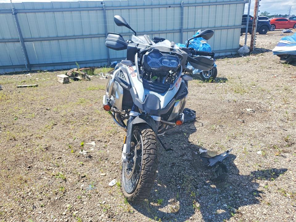 64750286 :رقم المزاد ، WB10M1304P6H78900 vin ، 2023 Bmw R 1250 مزاد بيع