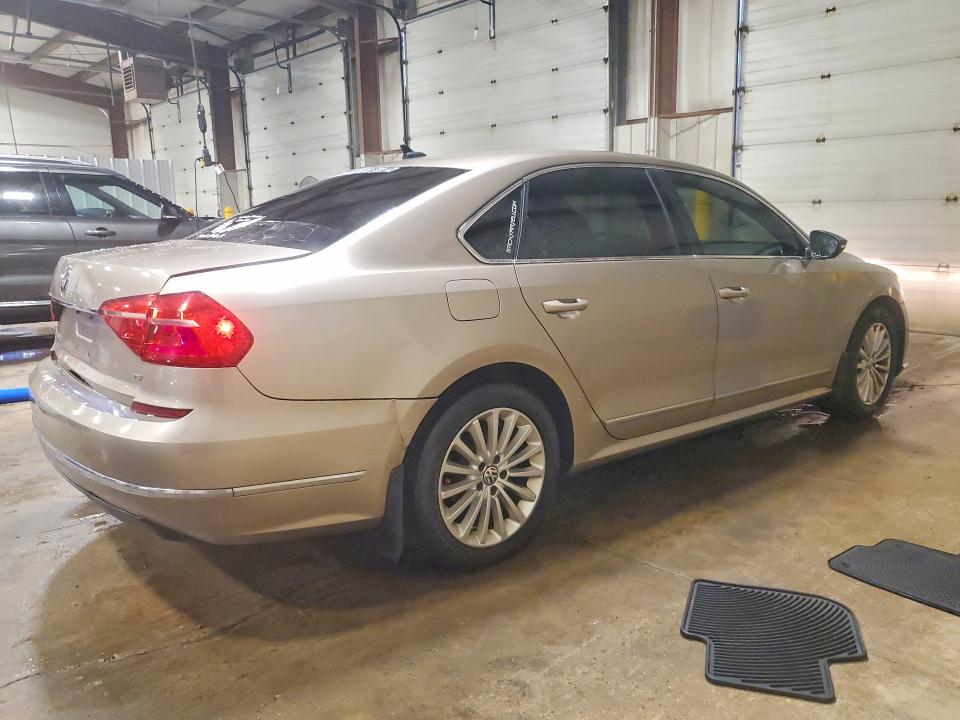 Продажа на аукционе авто 2016 Volkswagen Passat, vin: 1VWBT7A35GC007906, номер лота: 63754096