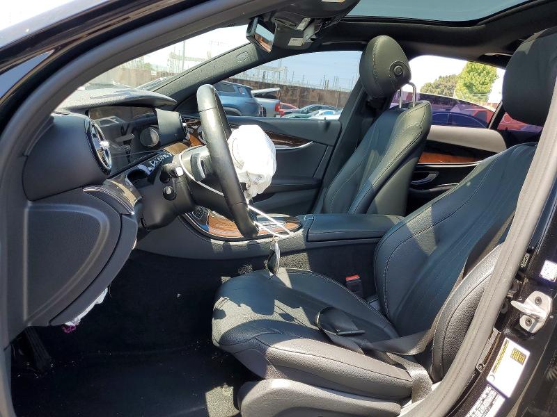 2022 Mercedes-benz E მანქანა იყიდება აუქციონზე, vin: W1KZF8DB1NB059141, აუქციონის ნომერი: 64617866