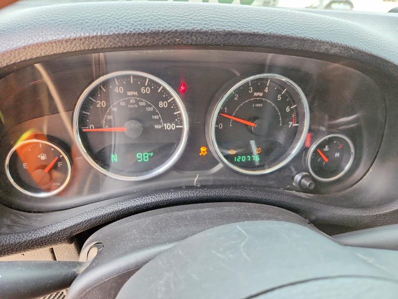 63702466 :رقم المزاد ، 1J4AA2D11BL620366 vin ، 2011 Jeep Wrangler مزاد بيع