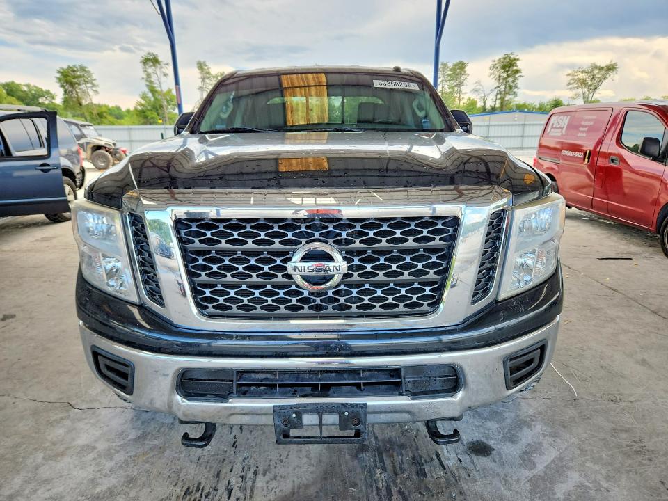 Продаж на аукціоні авто 2017 Nissan Titan Xd, vin: 1N6BA1F36HN568391, номер лоту: 63368256