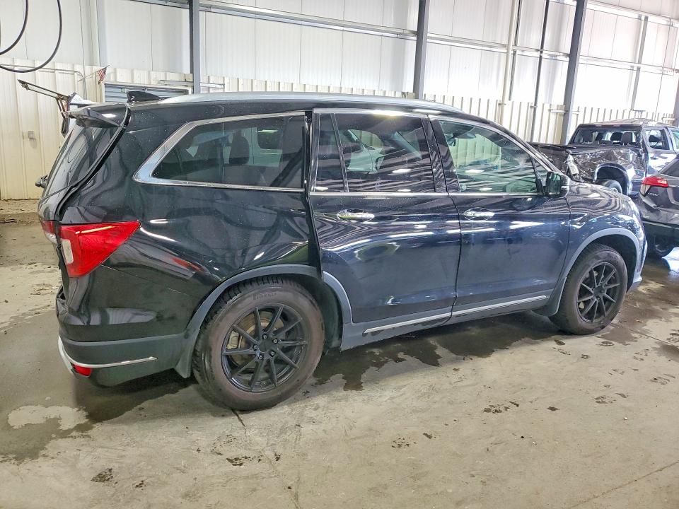 Продажа на аукционе авто 2019 Honda Pilot, vin: 5FNYF6H00KB022206, номер лота: 63670646