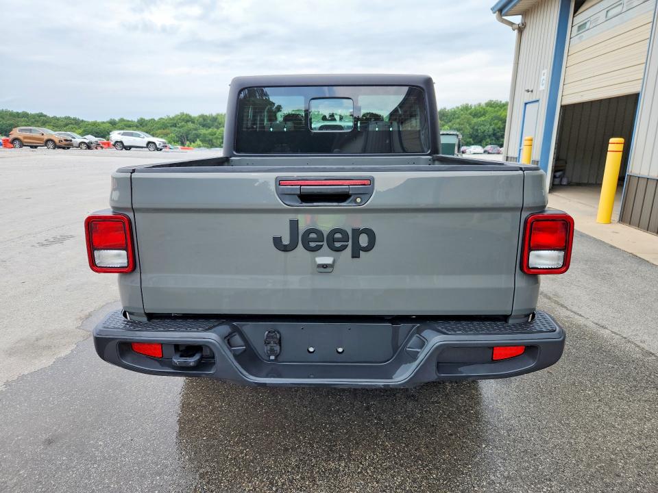 Продаж на аукціоні авто 2023 Jeep Gladiator, vin: 1C6HJTAG3PL549592, номер лоту: 66056926