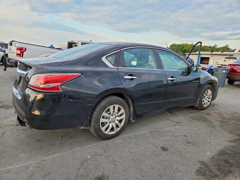 Продаж на аукціоні авто 2015 Nissan Altima, vin: 1N4AL3AP3FC219802, номер лоту: 65867756
