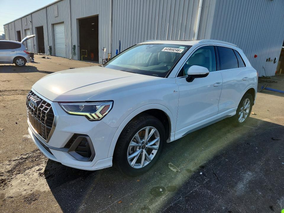 2022 Audi Q3 მანქანა იყიდება აუქციონზე, vin: WA1EECF36N1097355, აუქციონის ნომერი: 64969246