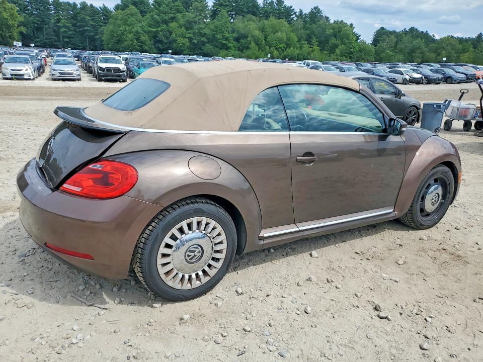 2013 Volkswagen Beetle მანქანა იყიდება აუქციონზე, vin: 3VW5X7AT5DM823929, აუქციონის ნომერი: 66184956