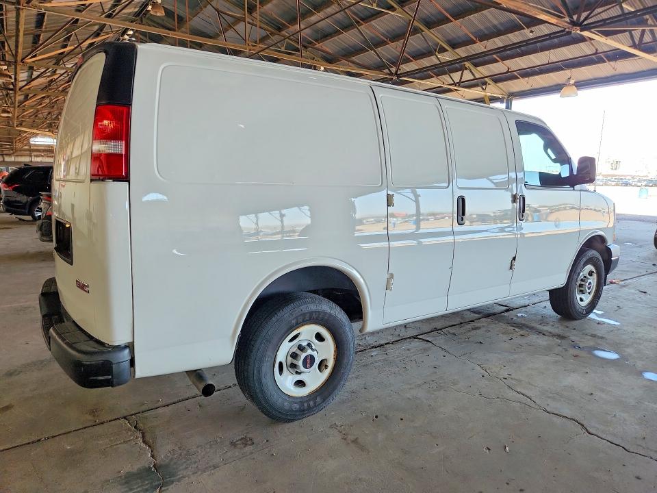 64828446 :رقم المزاد ، 1GTW7AFP2N1162844 vin ، 2022 Gmc Savana مزاد بيع