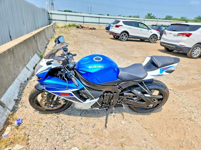 61733656 :رقم المزاد ، JS1GN7FA8S7101820 vin ، 2025 Suzuki Gsx-r600 مزاد بيع