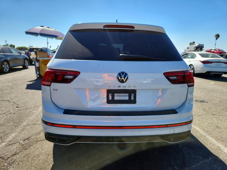 67369836 :رقم المزاد ، 3VVCB7AX5NM131393 vin ، 2022 Volkswagen Tiguan مزاد بيع