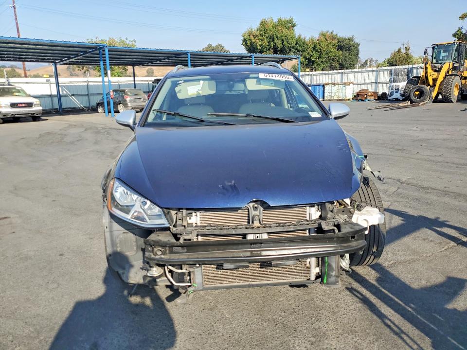 Продажа на аукционе авто 2017 Volkswagen Golf Alltrack, vin: 3VWH17AU0HM521865, номер лота: 64414056
