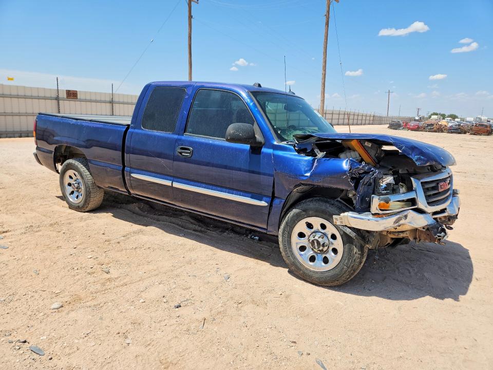 65004826 :رقم المزاد ، 2GTEC19T141377155 vin ، 2004 Gmc New Sierra مزاد بيع