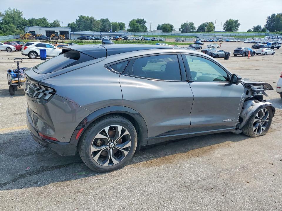 2023 Ford Mustang Mach-e მანქანა იყიდება აუქციონზე, vin: 3FMTK3SU7PMA70185, აუქციონის ნომერი: 64149016
