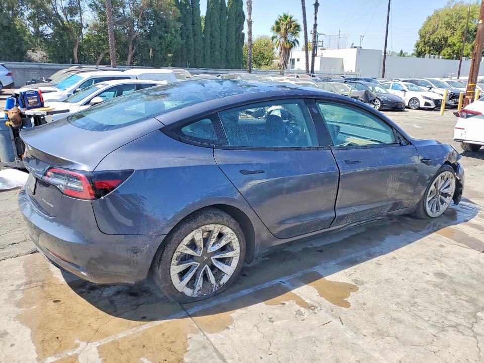 Продажа на аукционе авто 2023 Tesla Model 3, vin: 5YJ3E1EB1PF456096, номер лота: 63876446