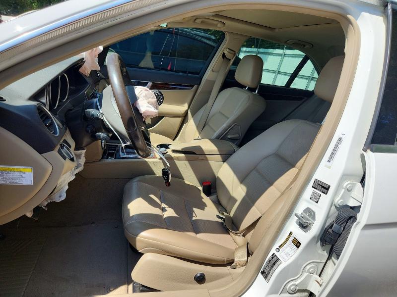 65201886 :رقم المزاد ، WDDGF4HBXEG248254 vin ، 2014 Mercedes-benz C مزاد بيع