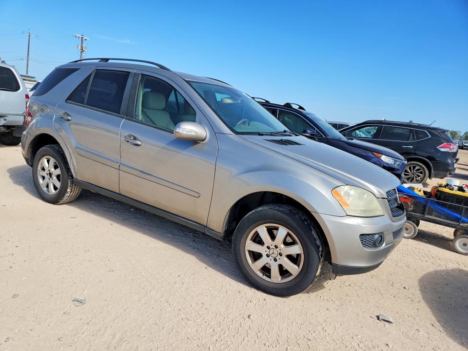 66048696 :رقم المزاد ، 4JGBB86E26A009026 vin ، 2006 Mercedes-benz Ml مزاد بيع