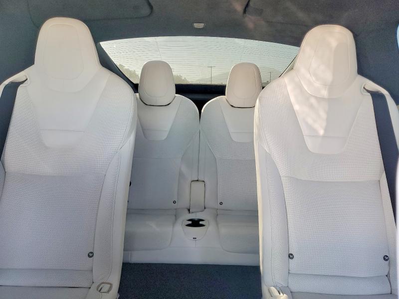 2017 Tesla Model X მანქანა იყიდება აუქციონზე, vin: 5YJXCBE47HF034611, აუქციონის ნომერი: 62976586
