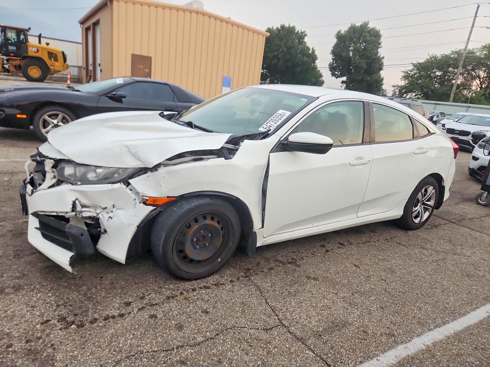 Auction sale of the 2017 Honda Civic, vin: 19XFC2F56HE067625, lot number: 64739356