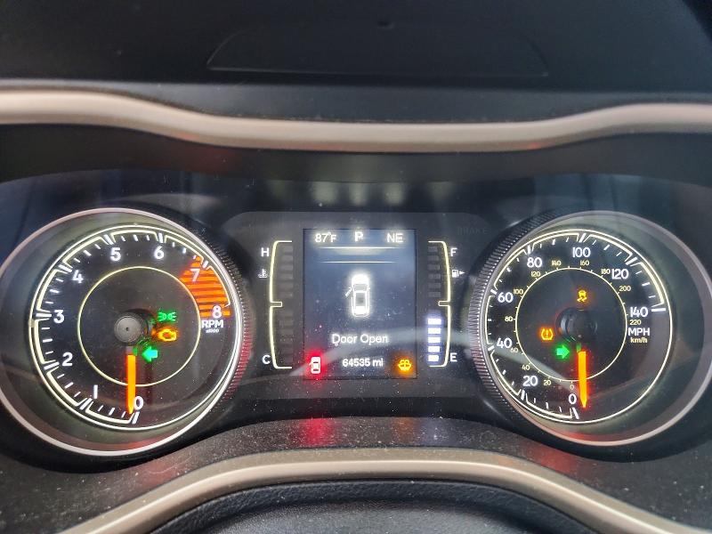 2016 Jeep Cherokee მანქანა იყიდება აუქციონზე, vin: 1C4PJMCS2GW115447, აუქციონის ნომერი: 64077336