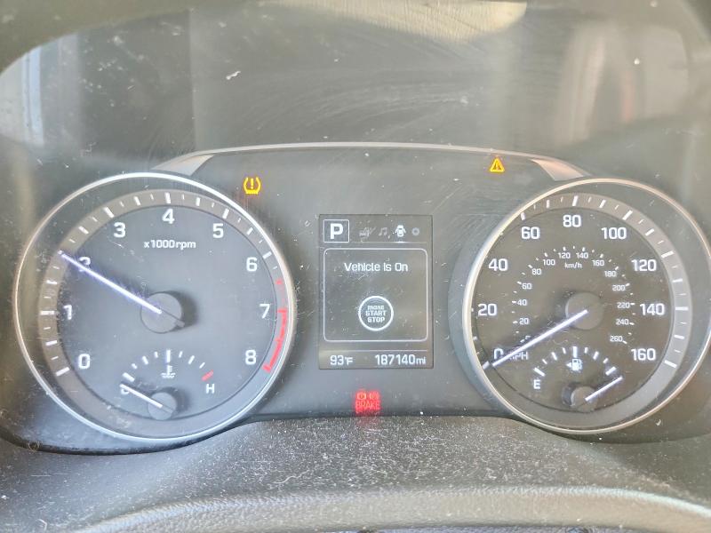 2017 Hyundai Elantra მანქანა იყიდება აუქციონზე, vin: 5NPD84LF2HH075735, აუქციონის ნომერი: 64629816