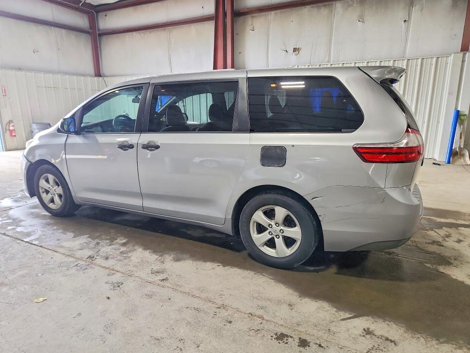 Продаж на аукціоні авто 2015 Toyota Sienna, vin: 5TDZK3DC2FS674969, номер лоту: 64468446