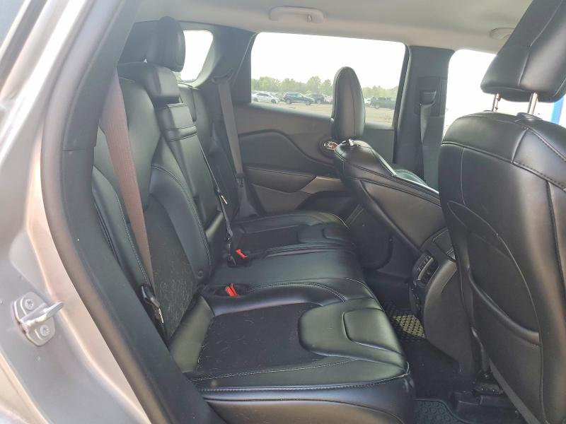 Продаж на аукціоні авто 2019 Jeep Cherokee, vin: 1C4PJLLX0KD301580, номер лоту: 67126806