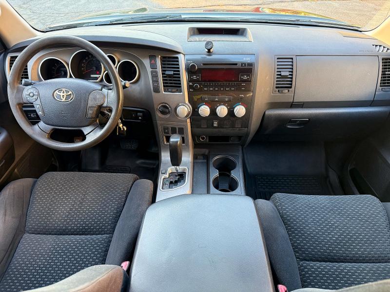 65758766 :رقم المزاد ، 5TFDY5F13AX157702 vin ، 2010 Toyota Tundra مزاد بيع