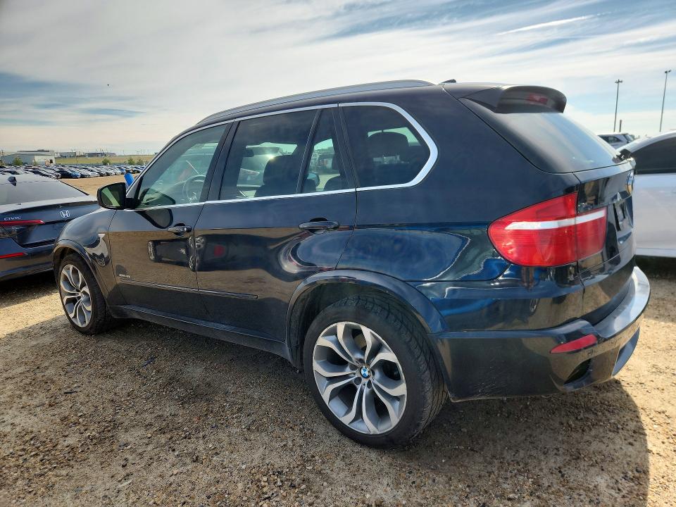 63712936 :رقم المزاد ، 5UXFE8C52AL311364 vin ، 2010 Bmw X5 مزاد بيع