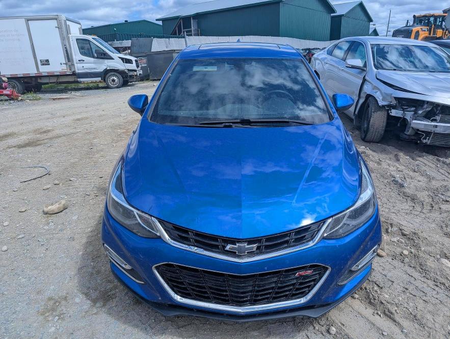 57329556 :رقم المزاد ، 3G1BE6SM8HS580432 vin ، 2017 Chevrolet Cruze مزاد بيع