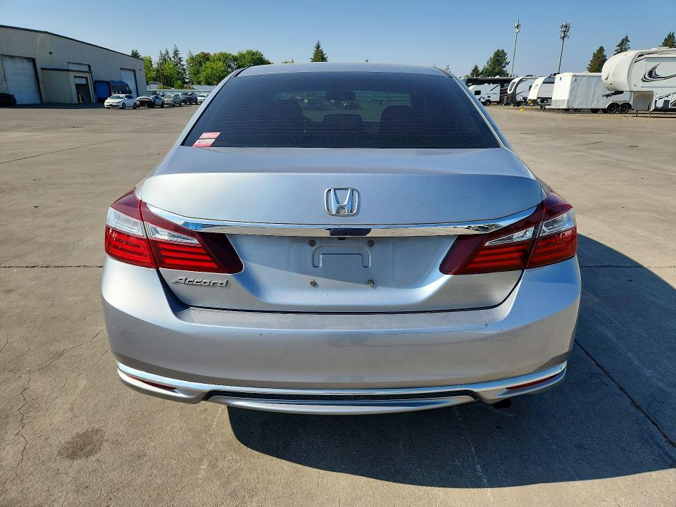 Auction sale of the 2017 Honda Accord, vin: 1HGCR2F31HA015534, lot number: 65542866
