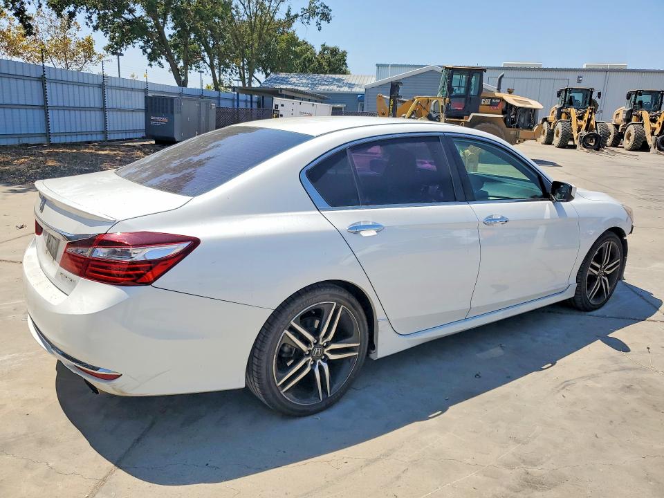2017 Honda Accord მანქანა იყიდება აუქციონზე, vin: 1HGCR2F64HA073406, აუქციონის ნომერი: 64663316