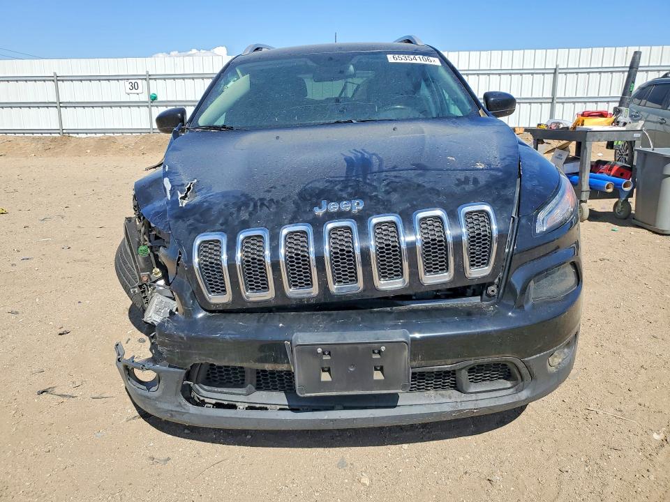 Auction sale of the 2018 Jeep Cherokee, vin: 1C4PJLLB4JD511862, lot number: 65354106