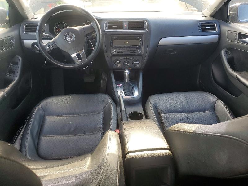 65401186 :رقم المزاد ، 3VWDX7AJ9DM353947 vin ، 2013 Volkswagen Jetta مزاد بيع