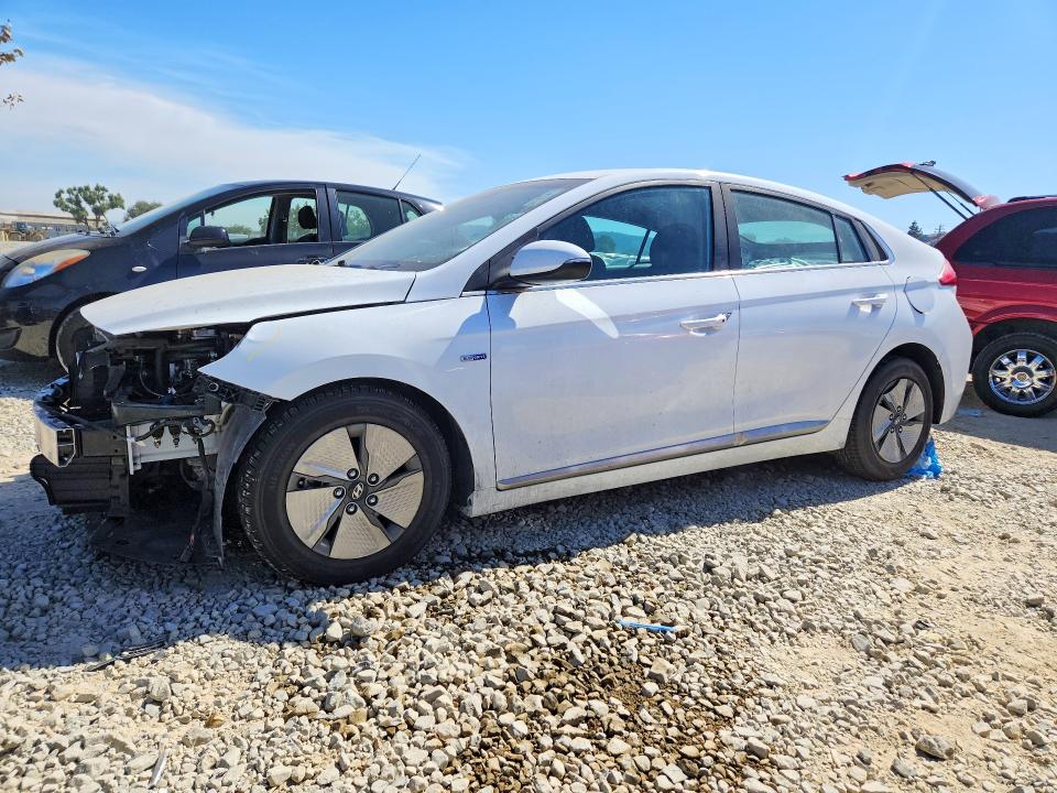 66481216 :رقم المزاد ، KMHC75LC8LU240255 vin ، 2020 Hyundai Ioniq مزاد بيع