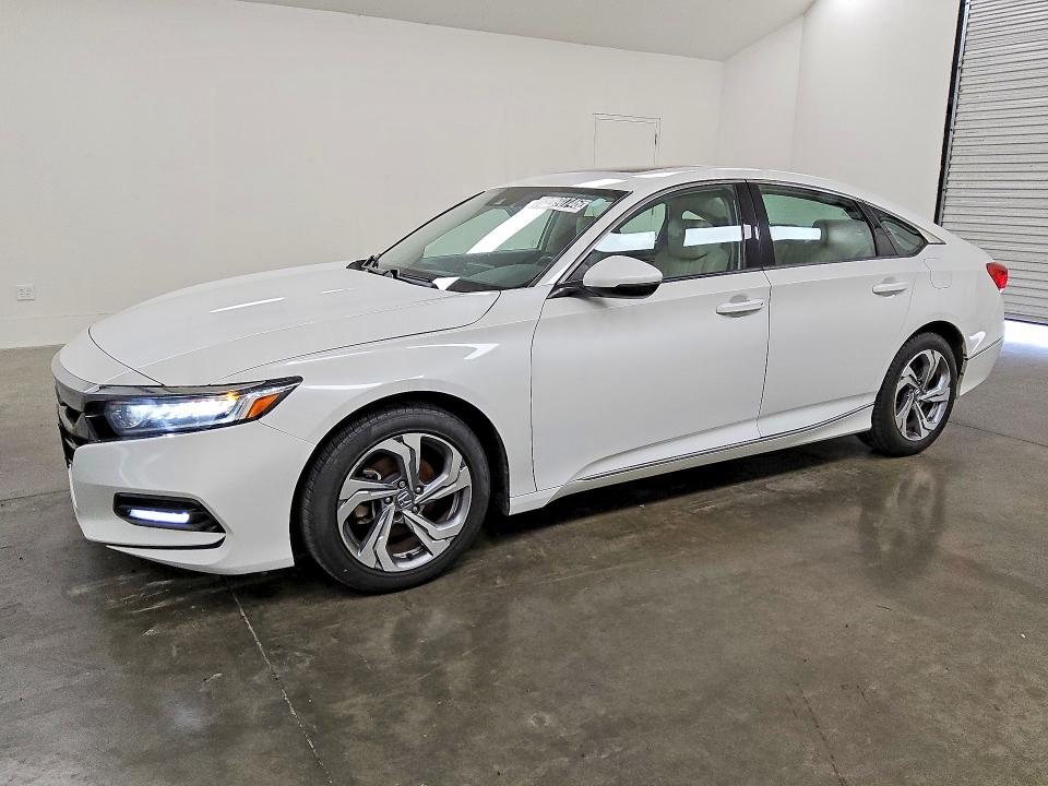 2018 Honda Accord მანქანა იყიდება აუქციონზე, vin: 1HGCV1F55JA012147, აუქციონის ნომერი: 64690746