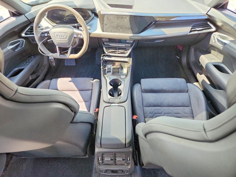 Продажа на аукционе авто 2022 Audi E-tron Gt, vin: WAUEJBFW8N7005999, номер лота: 65176146
