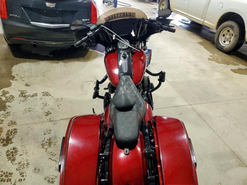 64933486 :رقم المزاد ، 1HD1KVC10JB659829 vin ، 2018 Harley-davidson Flhrxs مزاد بيع