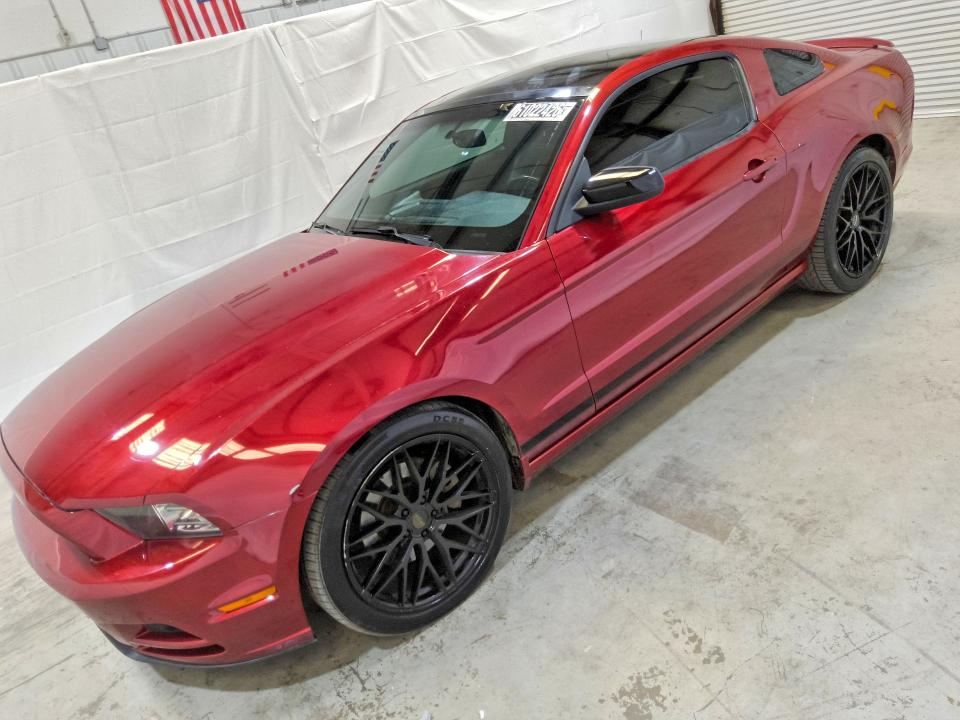 Продажа на аукционе авто 2014 Ford Mustang, vin: 1ZVBP8AM6E5321908, номер лота: 61022426
