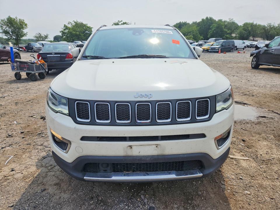 2018 Jeep Compass მანქანა იყიდება აუქციონზე, vin: 3C4NJCCB3JT367951, აუქციონის ნომერი: 64765766