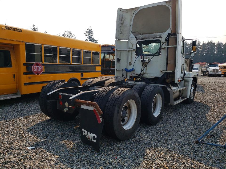 Продаж на аукціоні авто 2000 Freightliner Conventional, vin: 1FUYDDYB5YPB50575, номер лоту: 63424426